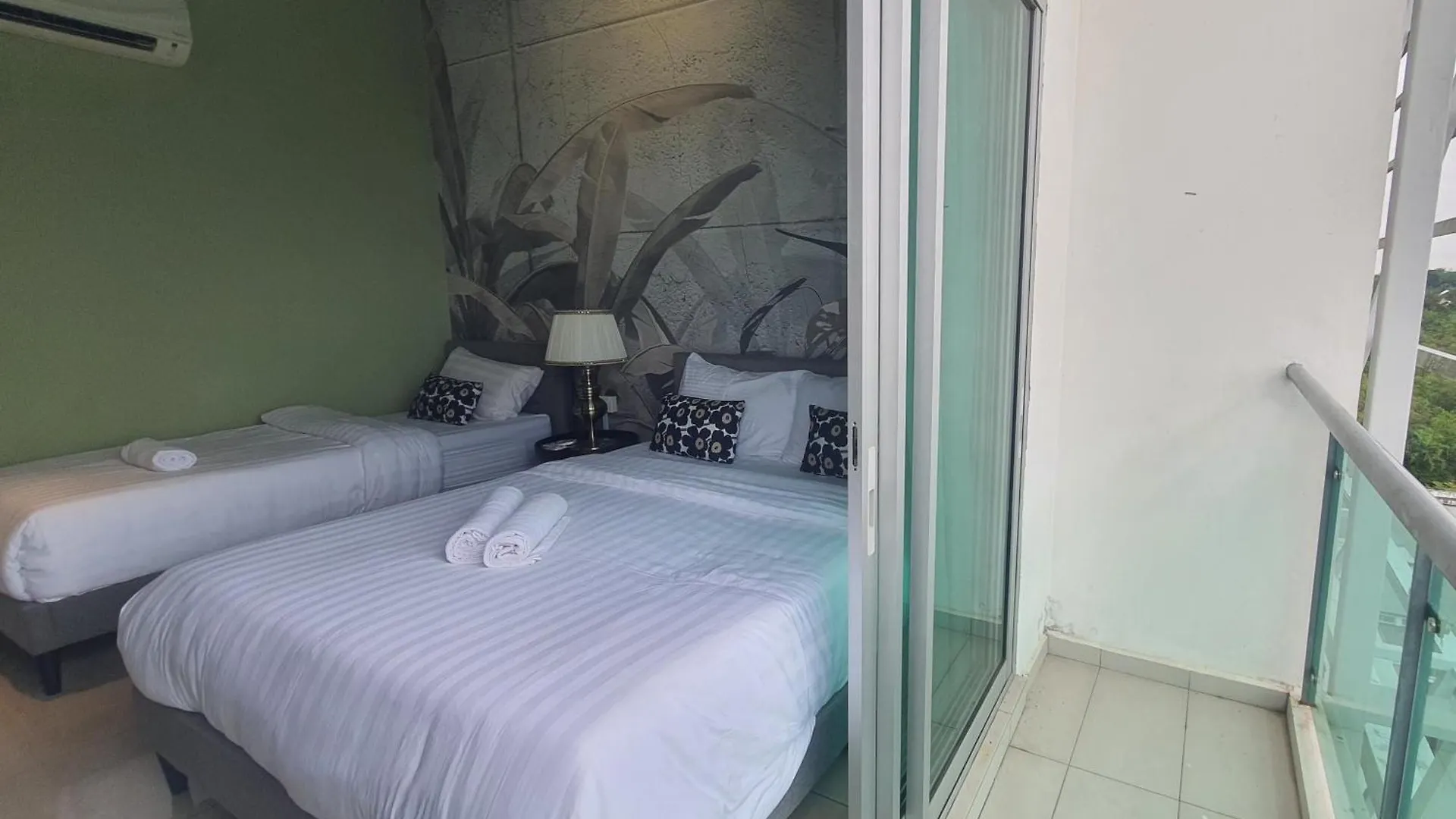 Apartment Cozy Modern Home Mount Austin Jb Miko Homestay Johor Bahru