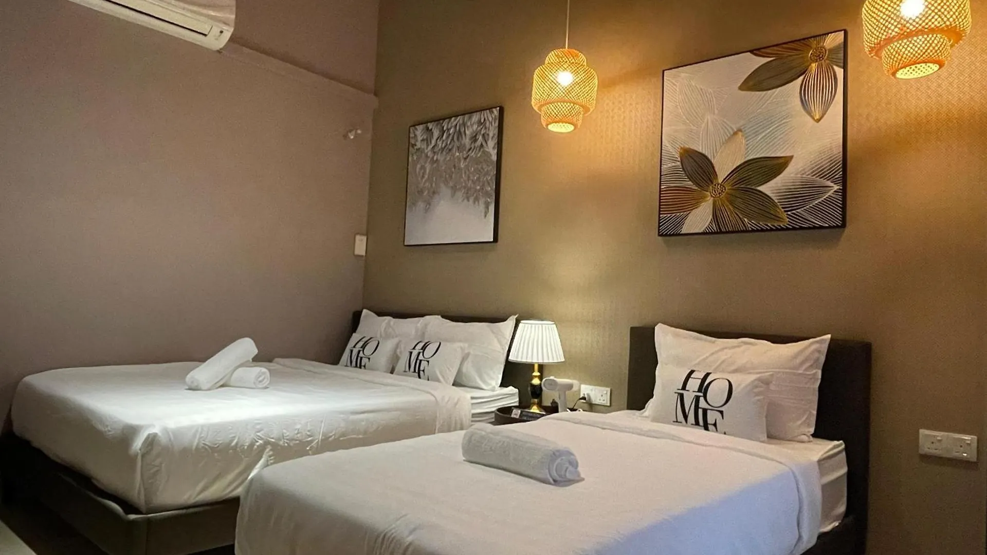 Cozy Modern Home Mount Austin Jb Miko Homestay Johor Bahru 0*,  Malaysia